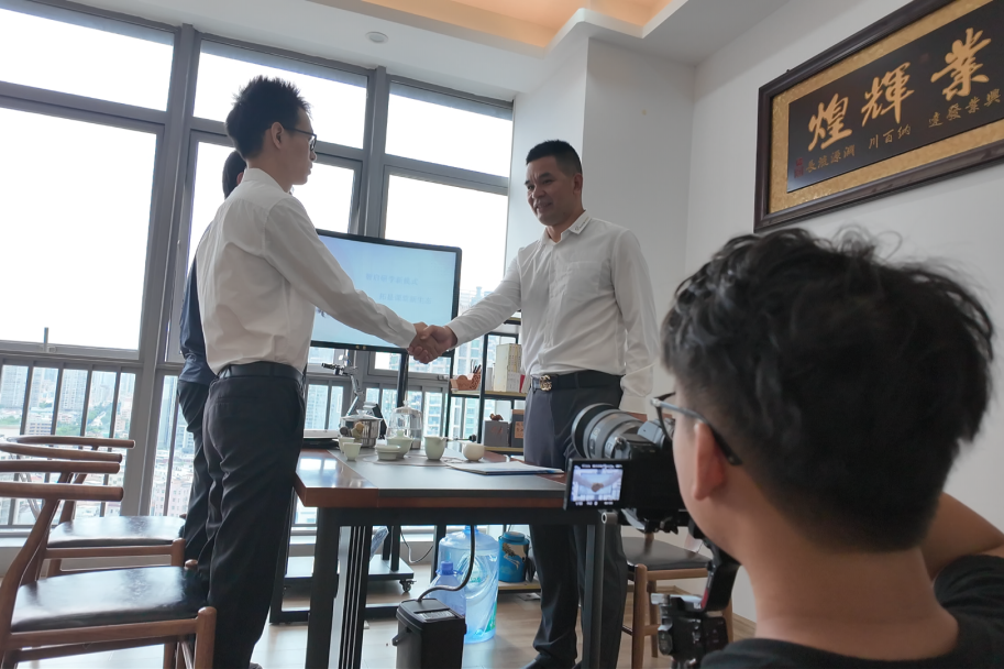 1764917035588977.png 1.png